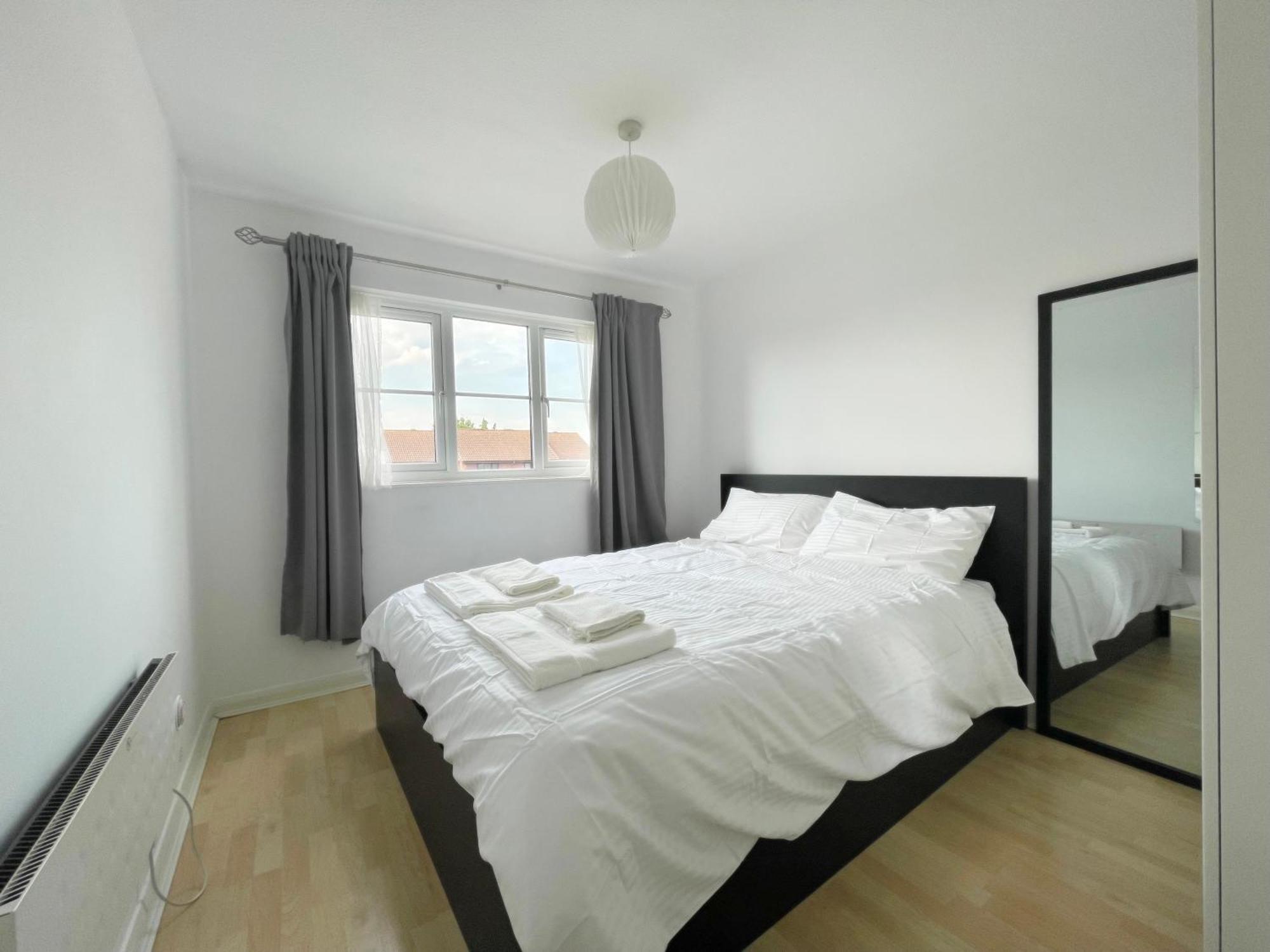 Colliers Wood 1 Bed South London Short Stay Mitcham Dış mekan fotoğraf