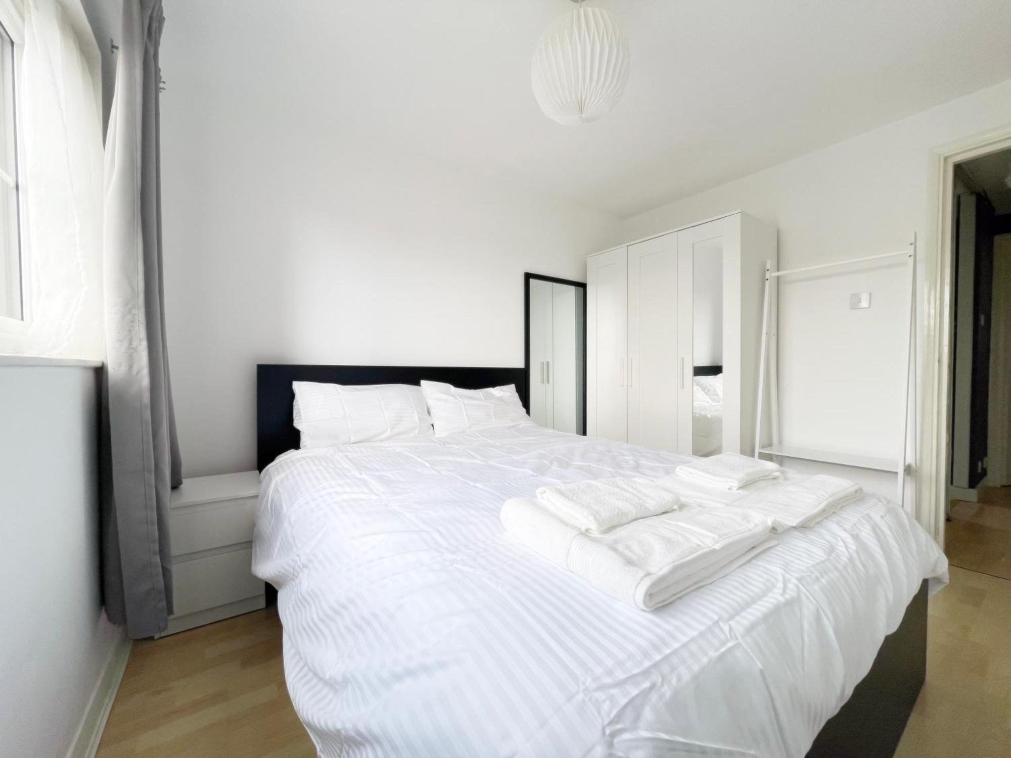 Colliers Wood 1 Bed South London Short Stay Mitcham Dış mekan fotoğraf